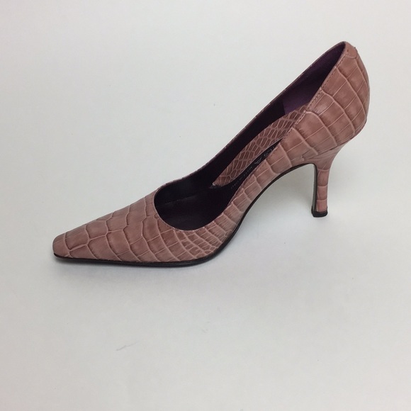Via Spiga Heels - Etsy Via Spiga Pink Croc Heels Italy 6.5 EUC